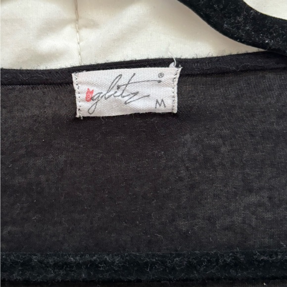 Vneck black Longsleeve - Picture 2 of 3